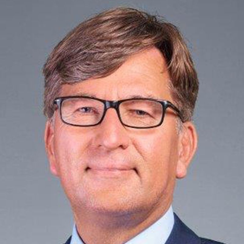 Dr. Michael Selk
